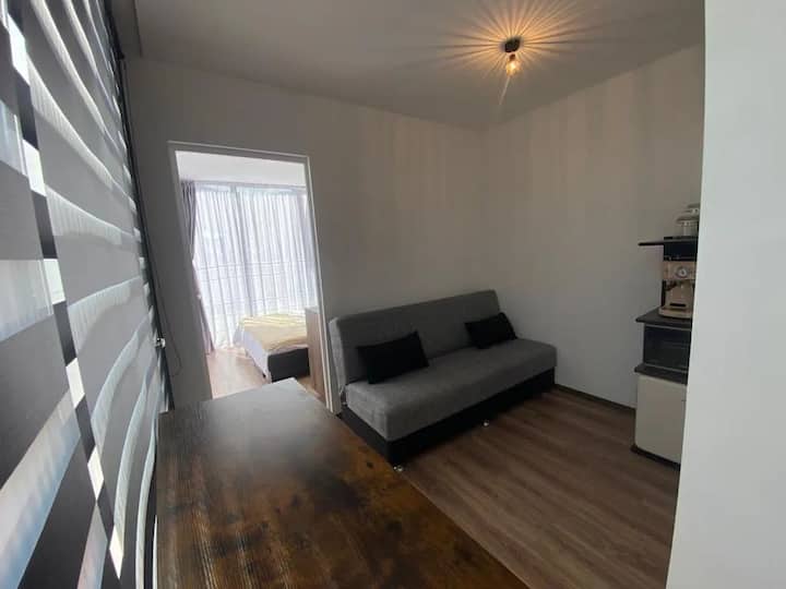 Tiny House Escape - Romania