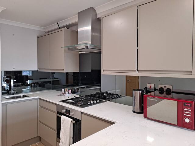 Top Class Top Floor Top Service gallery image 3