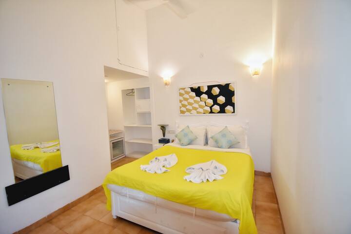 Bedroom 3 image 1