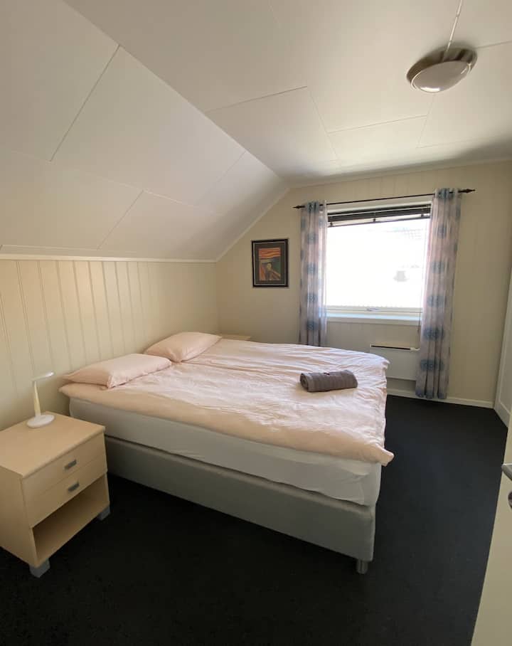 საძინებელი 1