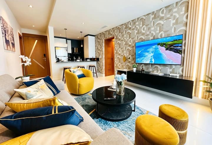 Luxury Apt/rooftop Pool/gym/1bdr Kingsize/piantini - Santo Domingo