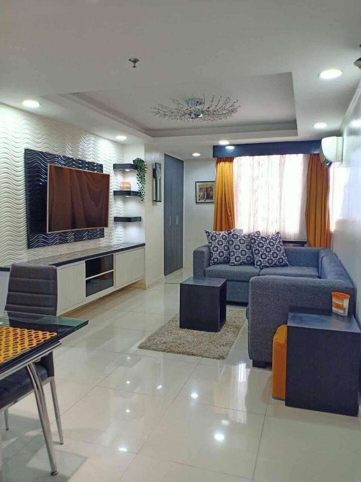 3br Condo Unit-met 1 - Makati