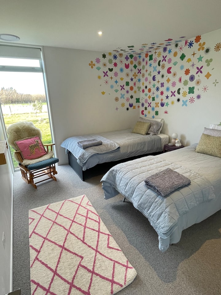 საძინებელი 2