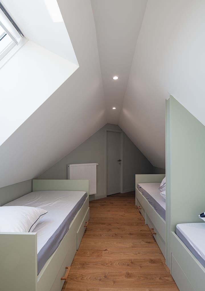 საძინებელი 4