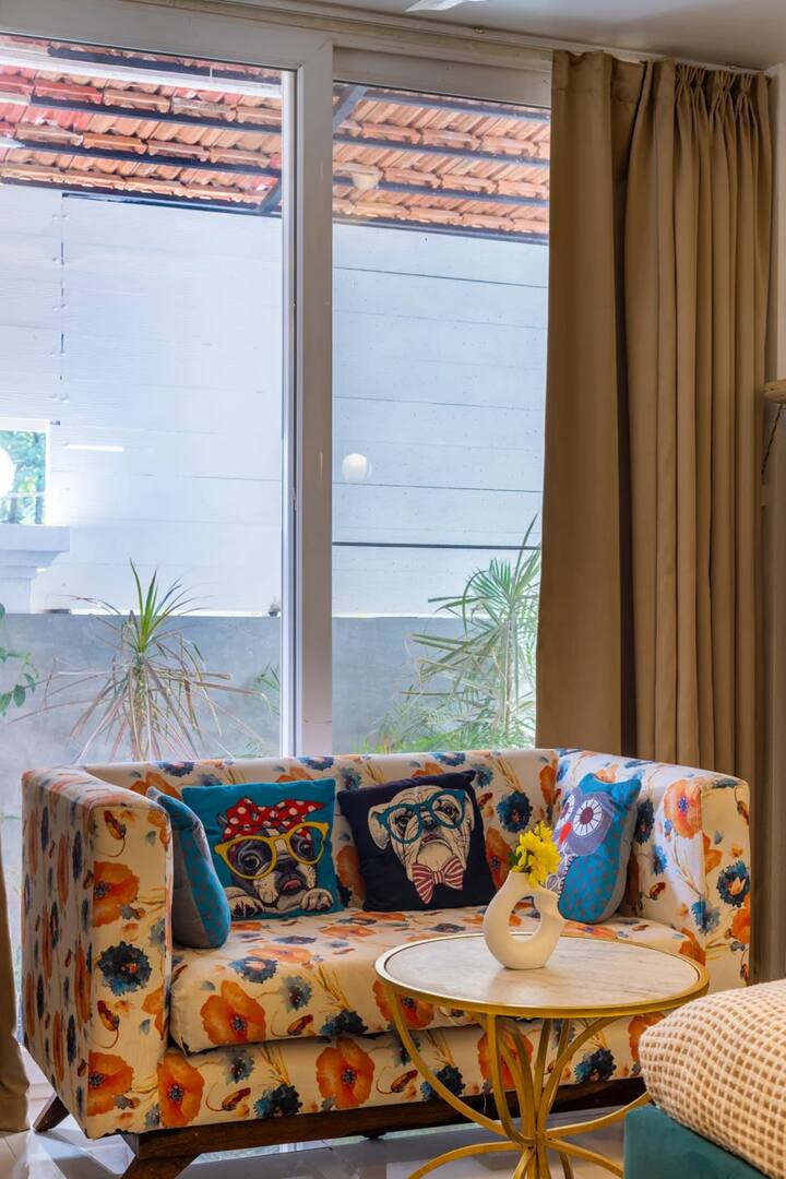 Bedroom 1 image 3