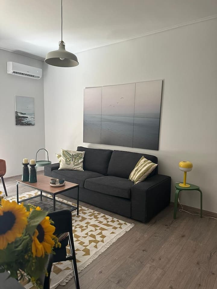 Spacious Sunlit 3bd Flat,2 Bathroom Best Location! - Atene