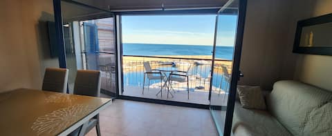 Top Airbnb: sea view loft en L'ametlla De Mar