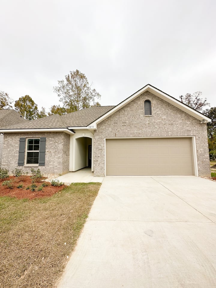 Sleeps 8-new Construction Home Near Lsu! - Baton Rouge, LA