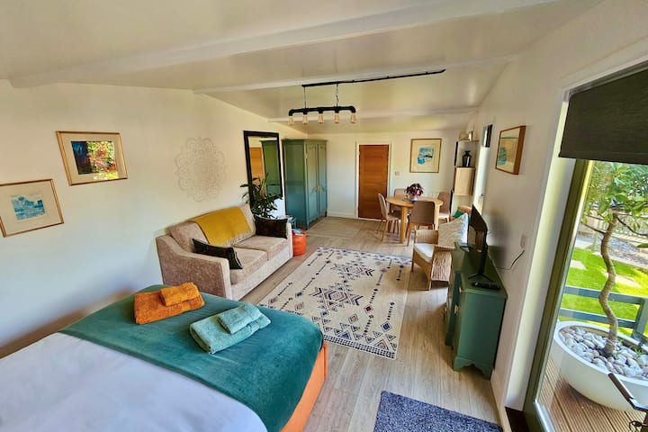 Stunning Cabin With Outside Area And Free Parking - Bath