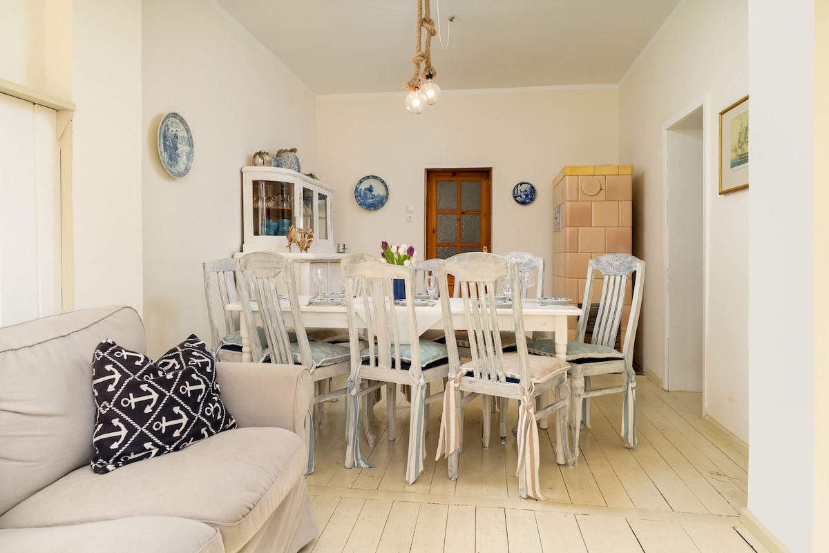 Successful Airbnb property: Strandnahes Ferienhaus in Koserow | 8 Pers. & Hund in Koserow