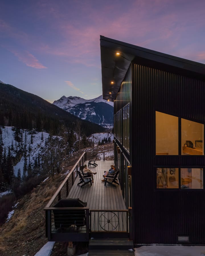 Elevated Living Mountain Retreat