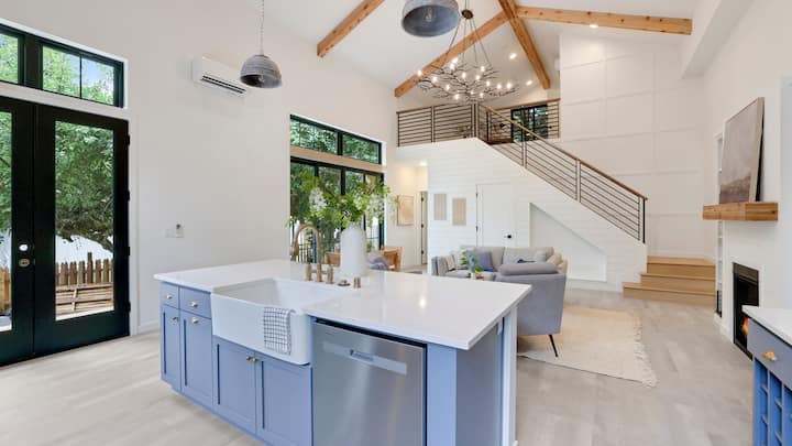 Kirkland Farm Loft Cottage W/ Ev Charger - Kirkland, WA