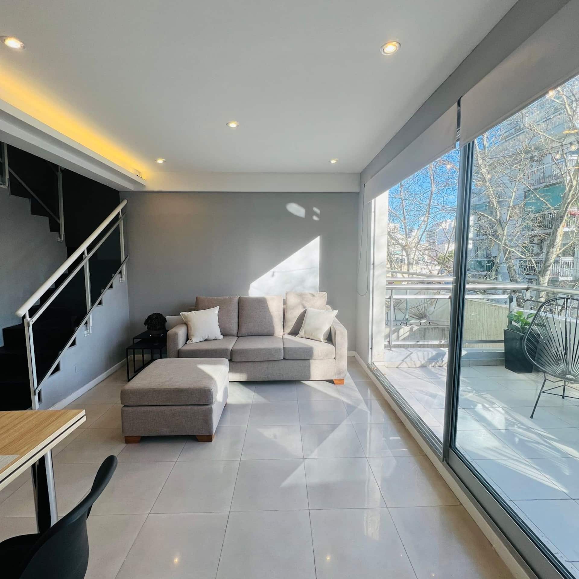 Two-bedroom duplex apartment in Flores for 6 people