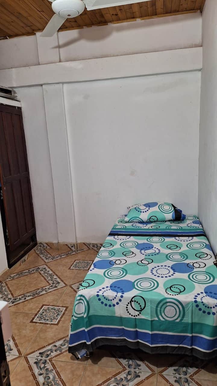 غرفة النوم 2