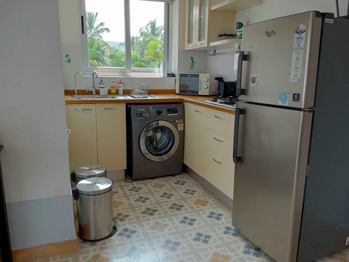 Kitchenette image 1