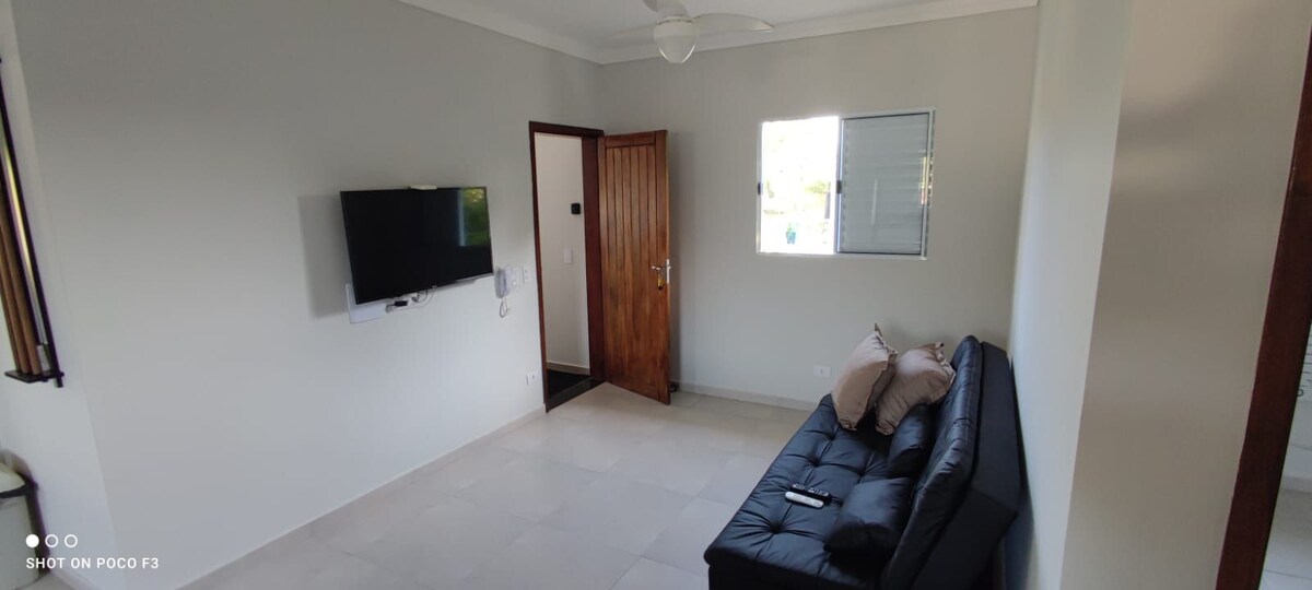 Airbnb em destaque: House 4, Jacuzzi and 250 meters from the beach for 10 people. em São Sebastião
