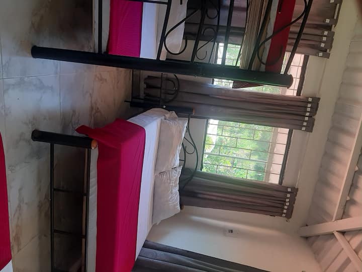 საძინებელი 1