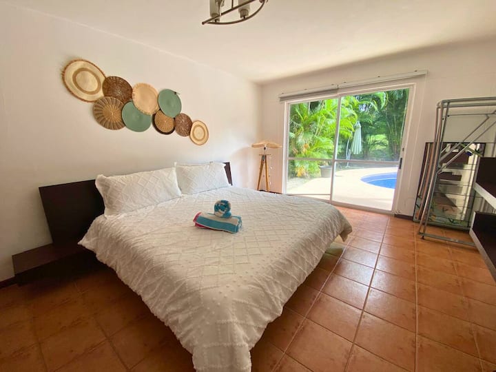 საძინებელი 1