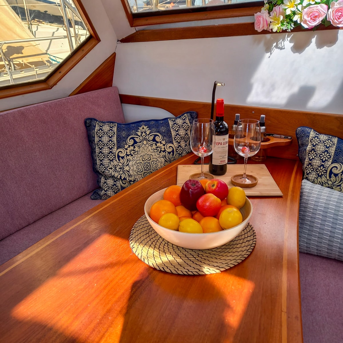 Successful Airbnb property: Perseo Lanzarote classic boat in Arrecife