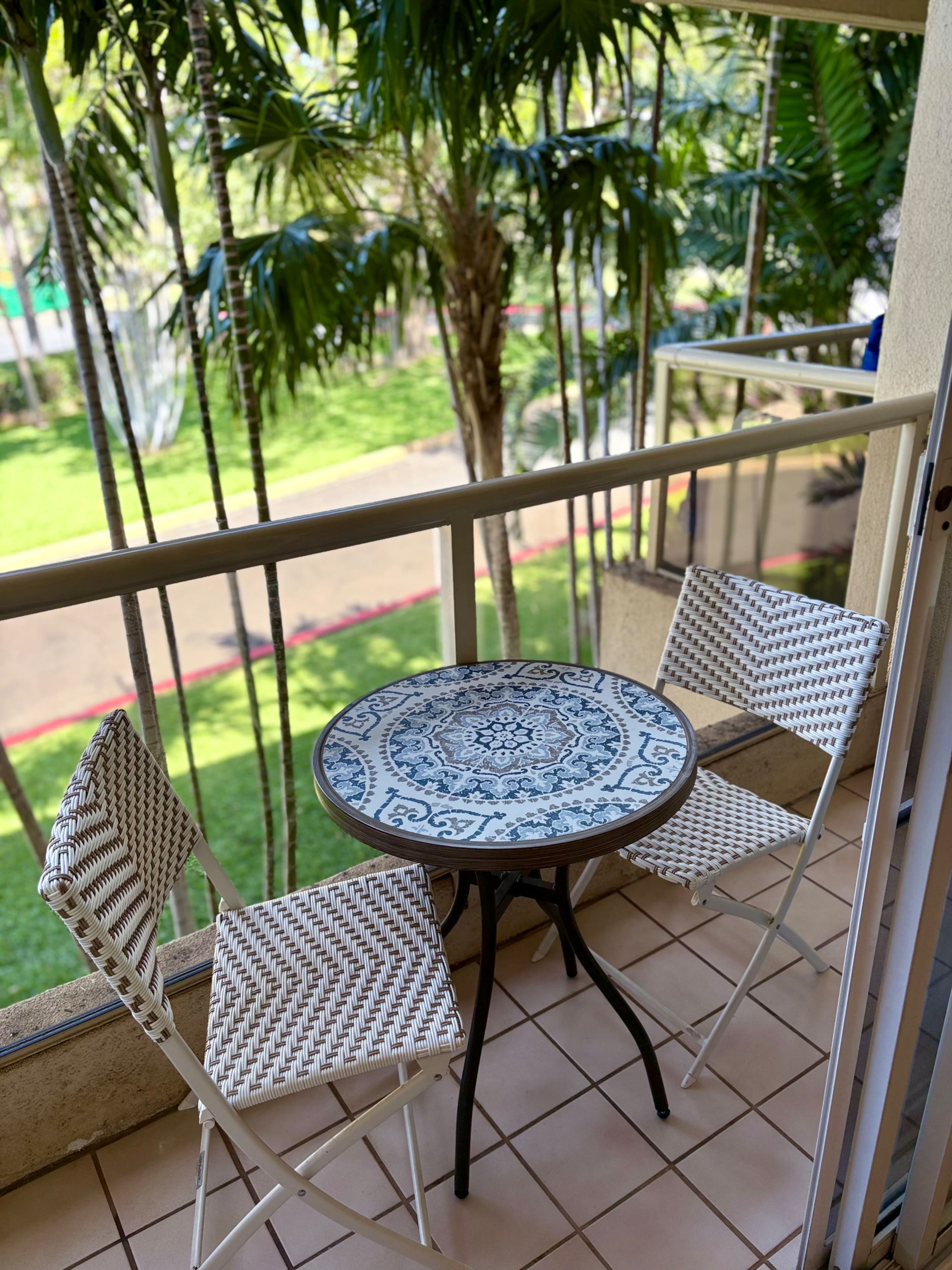 Condo in Kihei · ★4.72 · Studio · 1 bed · 1 bath - Image 12