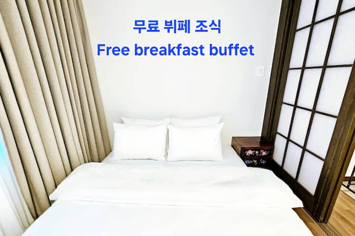 1-8 /355 서울 중심, 모던한옥, 무료 주차·조식 제공.주방 완비. 깔끔한 개인 숙소 - Seoul