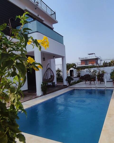 The Palms -Entire Villa & Pool in Khandas, Karjat