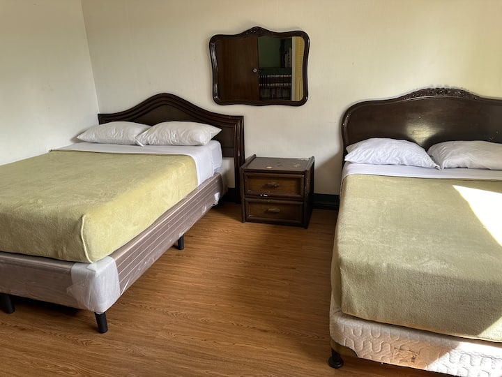 საძინებელი 1