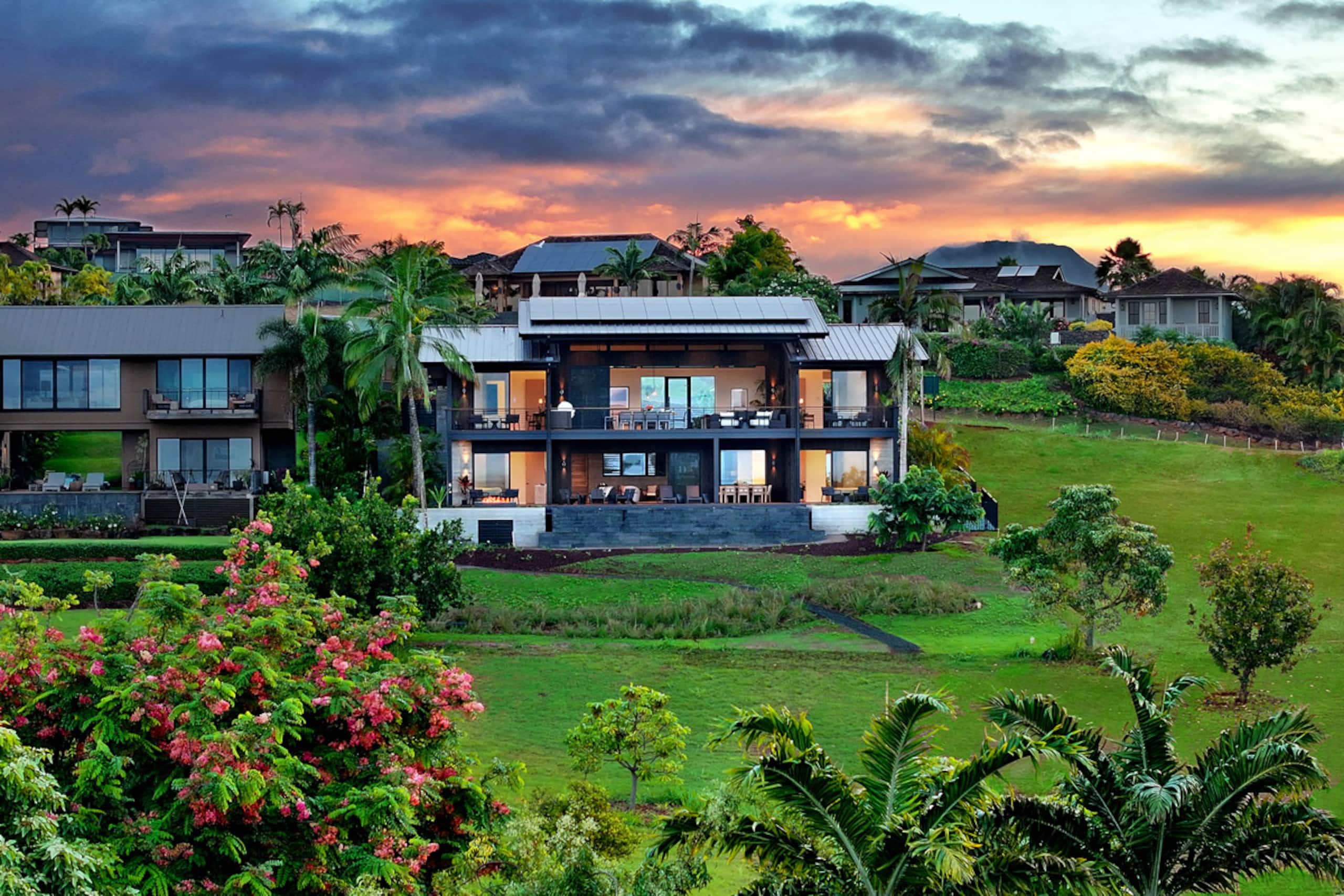 Home in Koloa · ★5.0 · 5 bedrooms · 8 beds · 5.5 baths - Photo 8