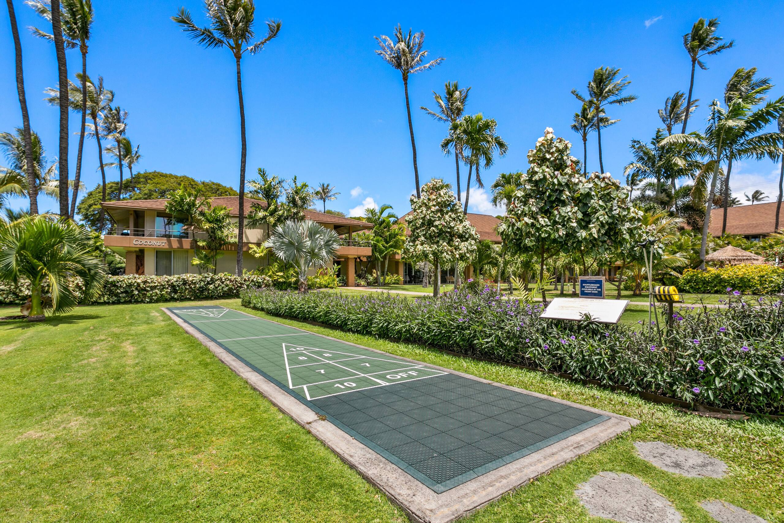 Condo in Lahaina · ★4.33 · Studio · 2 beds · 1 bath - Image 44