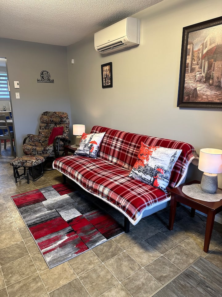 Caro’s Nest - Luxury  Condo - New Brunswick