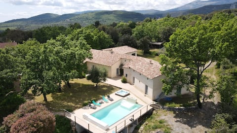 Comfort villa - Heated pool, Jacuzzi, Petanque