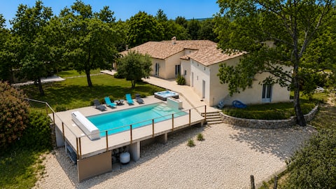 Villa Luméa – Heated pool & Jacuzzi, 4 suites