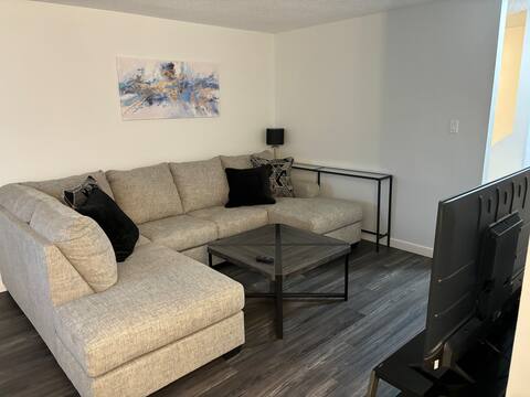 Lovely 2 bedroom split level