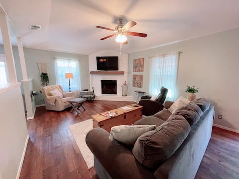 Top performing Airbnb: The Haven at Chapel Ridge <15 min to Magnolia in Waco