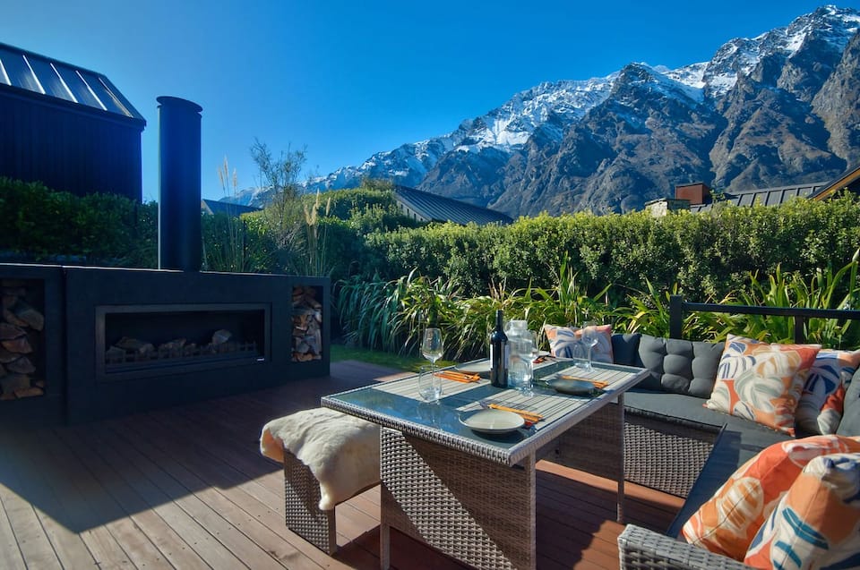 Jackaroo, under the Remarkables, Jacks Point, Queenstown, New Zealand, photo 5 of 10