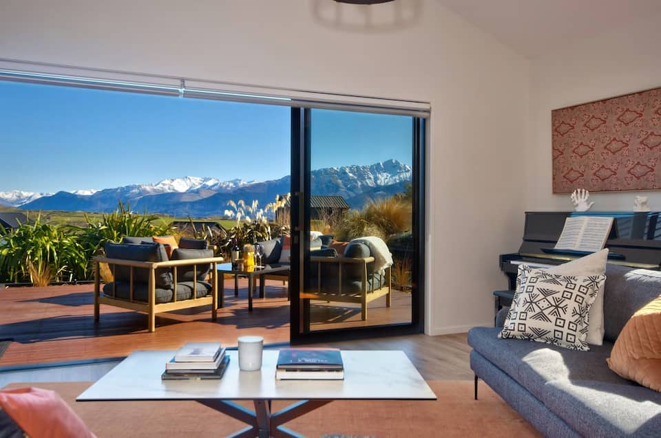 Jackaroo, under the Remarkables, Jacks Point, Queenstown, New Zealand, photo 3 of 10