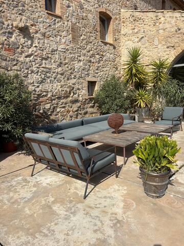 17 th century villa 4 km from the sea 1200m2 gallery image 2