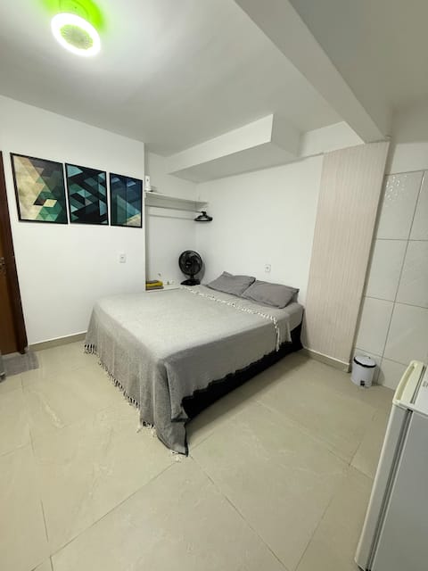 Kitnet in a great location in Brasília near the airport