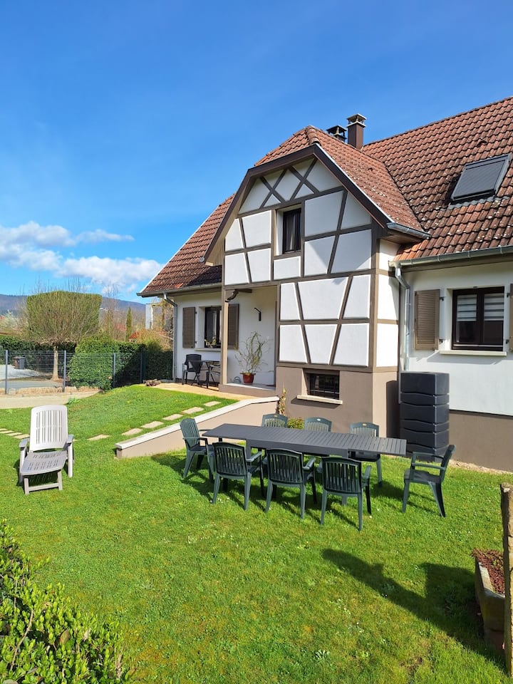 House 5 km from Colmar, sleeps 8, 4 bedrooms, 2 bathrooms
