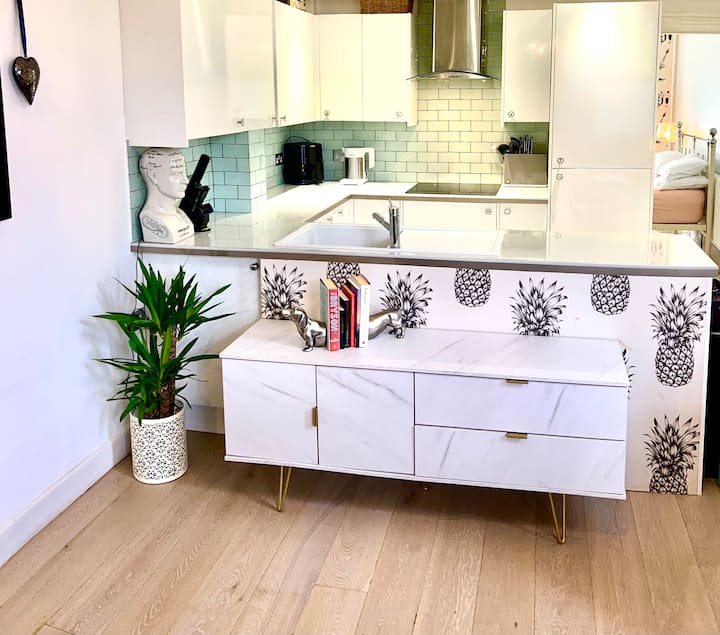 Bright & Light Victorian Ground Floor Apartment - Tunbridge Wells