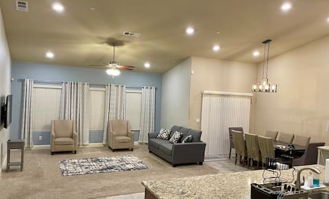 Successful Airbnb property: The ChateauHouse @ Fresno/Clovis in Fresno