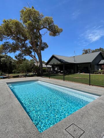 Summer Oasis Yallingup gallery image 2