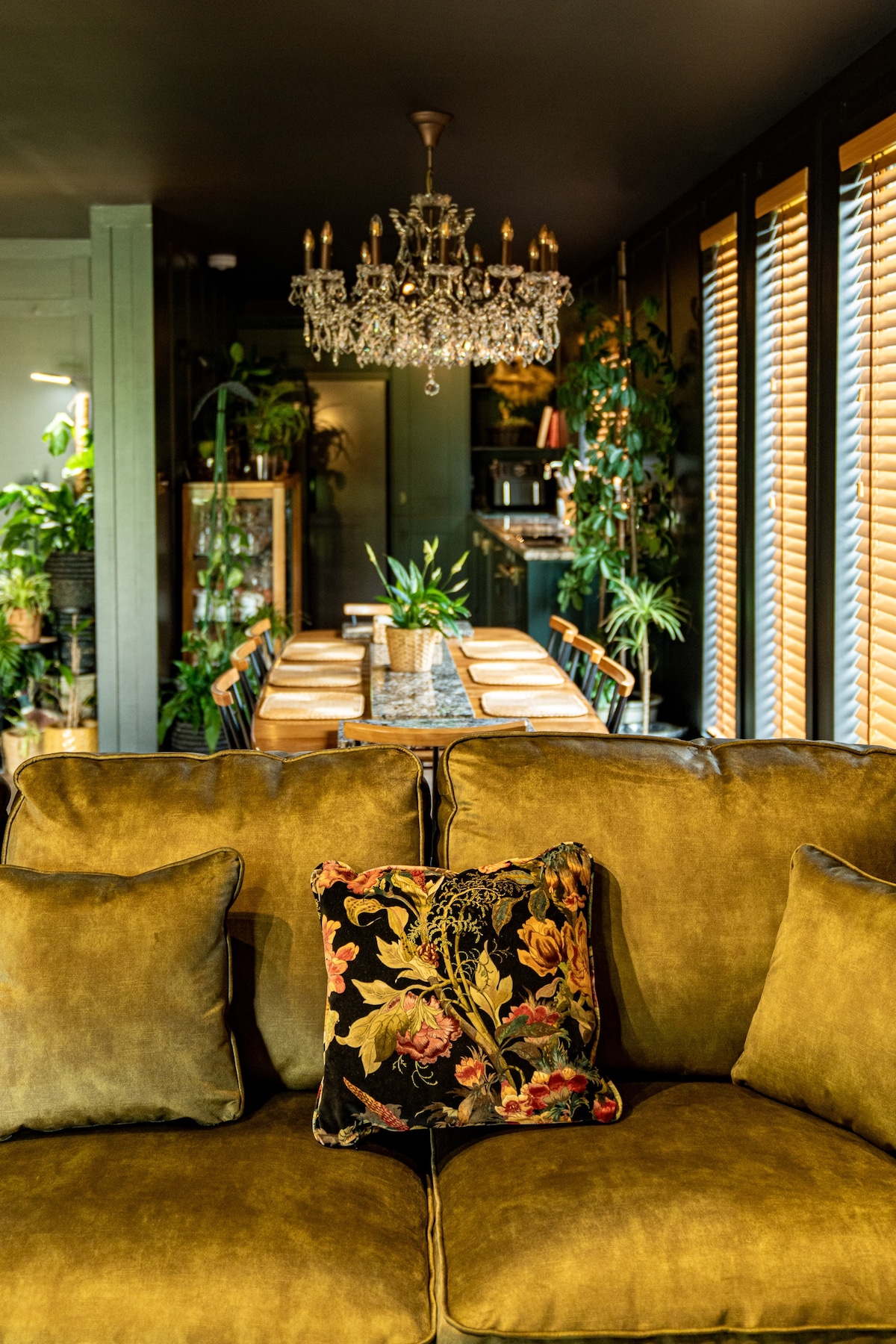 Top performing Airbnb: Step into Blissful Silence in Calderdale