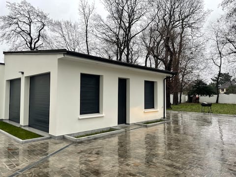 Cozy T2 close to Paris