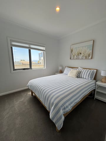 Beach House @ Hawley