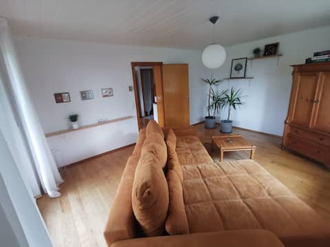 Hyggelige country apartment with green golf course view!