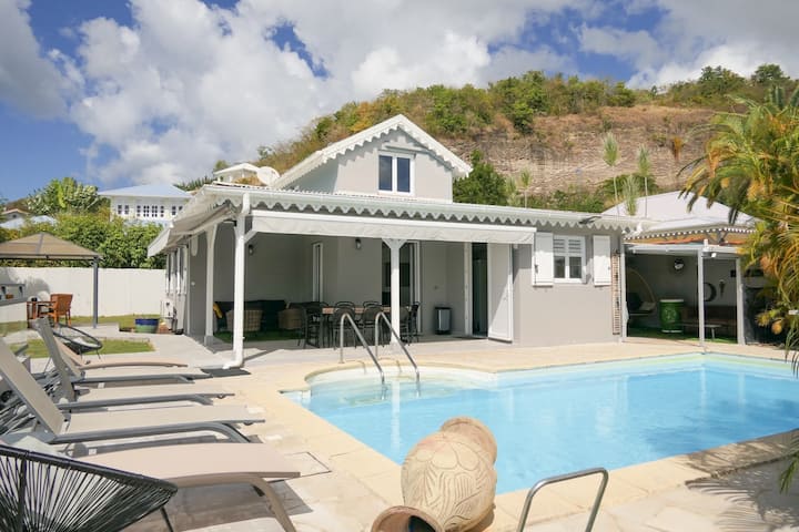 Magnifique Villa Proche De La Mer - Martinique
