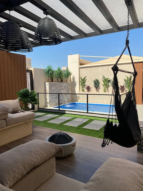 Aqua Villa