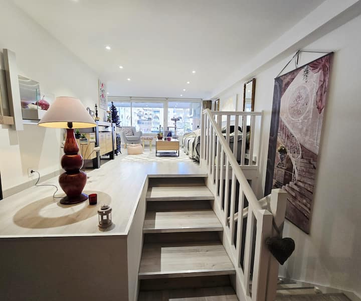 Rare Port-fréjus Loft-duplex 90m2 Front De Mer - Fréjus