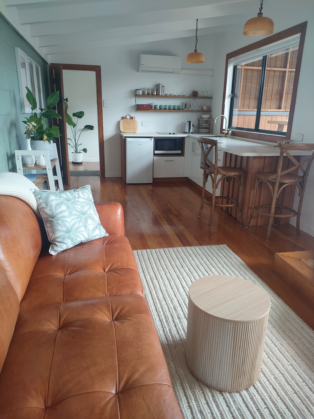 Popular Airbnb listing: The Tree Hut in Waikato District